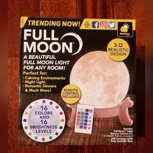 Full moon lamp